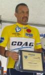 Mario Reyes, de California, ganador del círculo Especial.